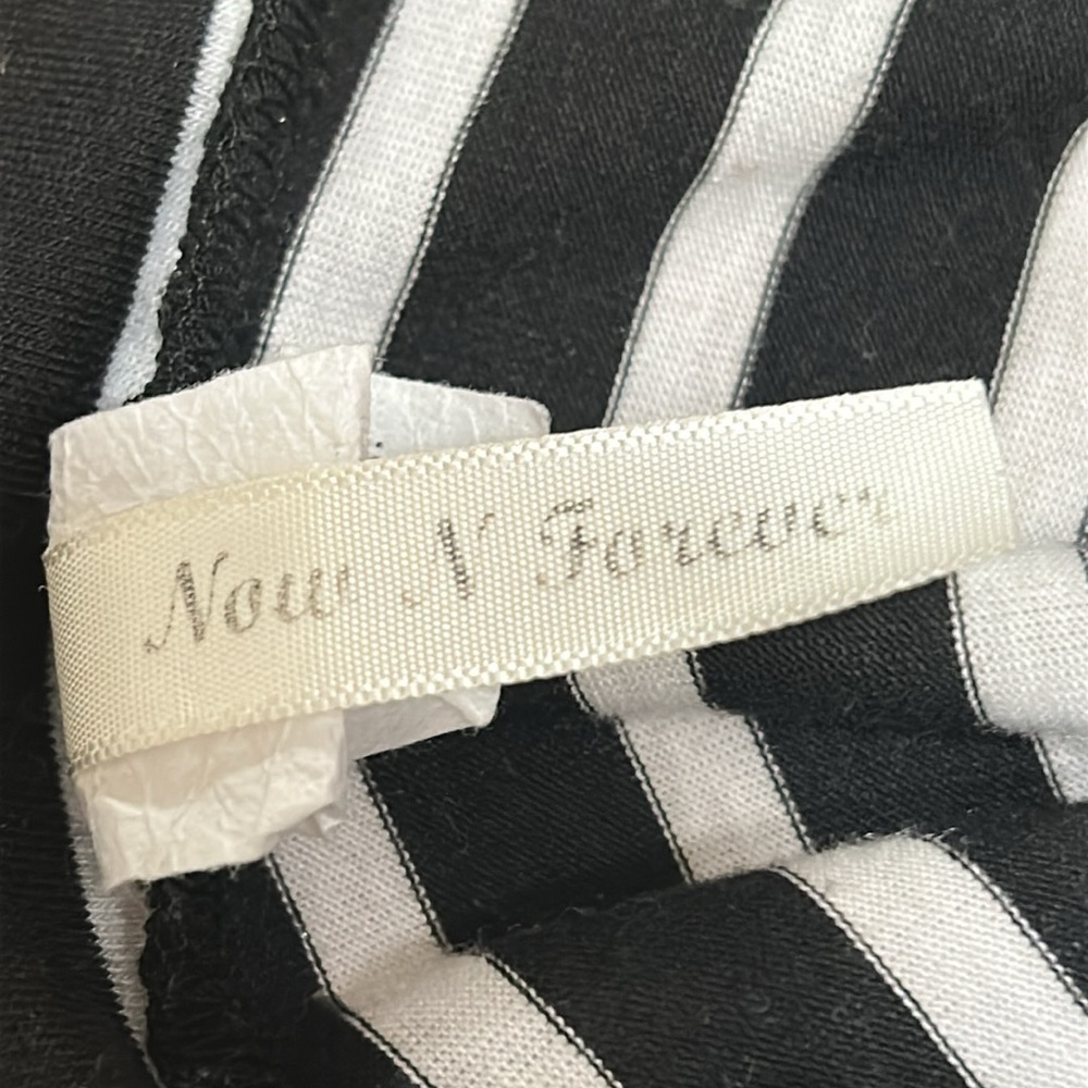 Black and White Striped V-Neck Dress EUC
No stains or rips. - Picture 3 of 4